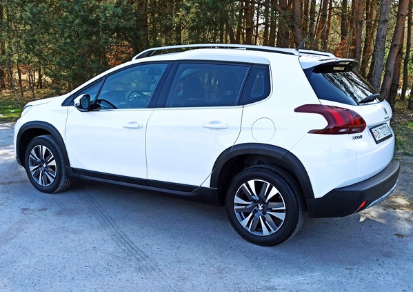 Peugeot 2008 cena 49900 przebieg: 106000, rok produkcji 2017 z Radom małe 277
